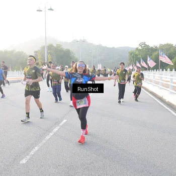 Runner Photo 6830447