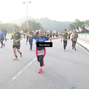 Runner Photo 6830452
