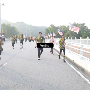 Runner Photo 6830489