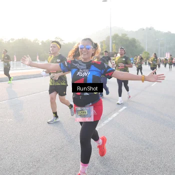 Runner Photo 6830498