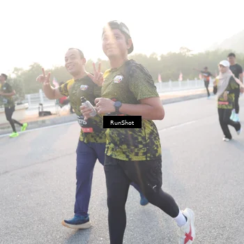 Runner Photo 6830527