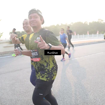 Runner Photo 6830532
