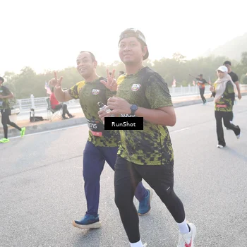 Runner Photo 6830537