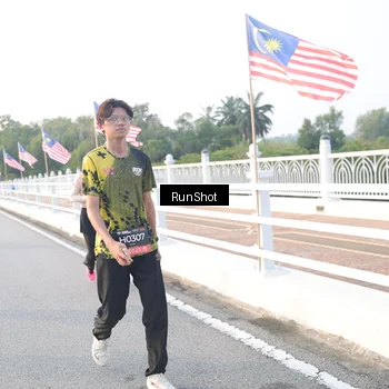 Runner Photo 6830564