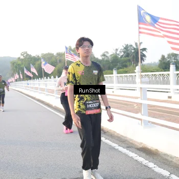 Runner Photo 6830565