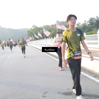 Runner Photo 6830568