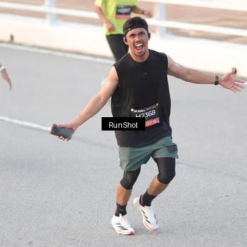 Runner Photo 6830619