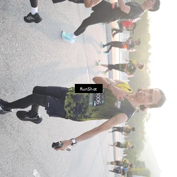 Runner Photo 6830635