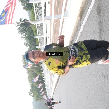 Runner Photo 6830649