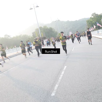 Runner Photo 6830669