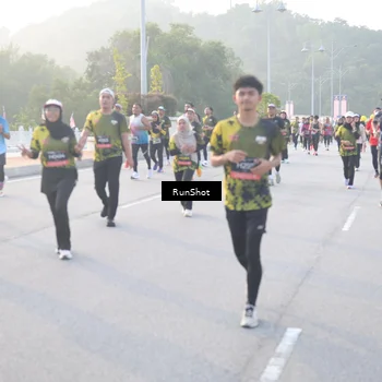 Runner Photo 6830690