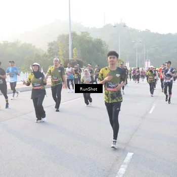 Runner Photo 6830691