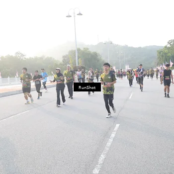 Runner Photo 6830696