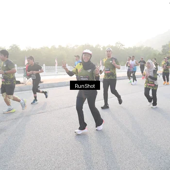 Runner Photo 6830761