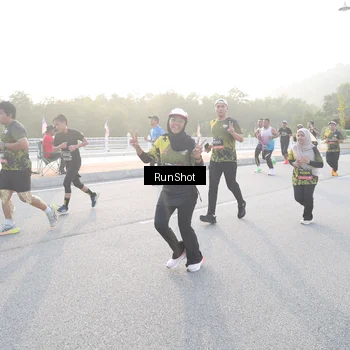 Runner Photo 6830764