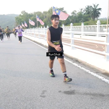 Runner Photo 6830805