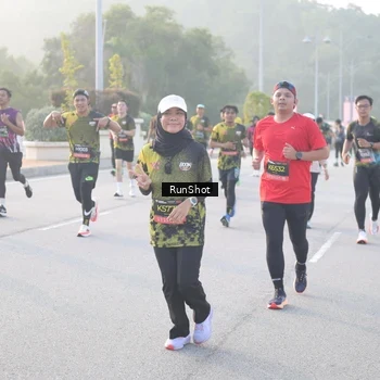 Runner Photo 6830833