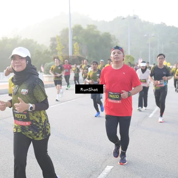 Runner Photo 6830862