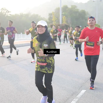 Runner Photo 6830864