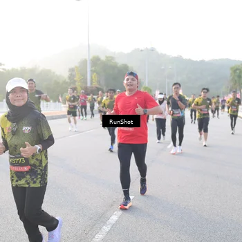 Runner Photo 6830874