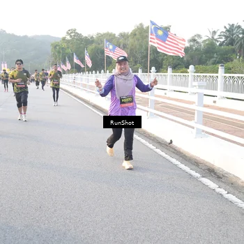 Runner Photo 6830892