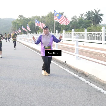 Runner Photo 6830896