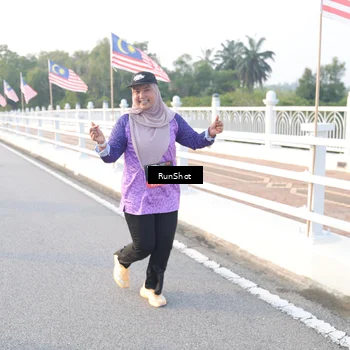 Runner Photo 6830908