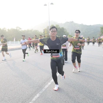 Runner Photo 6830928