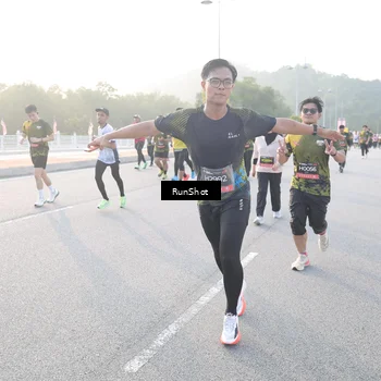 Runner Photo 6830934