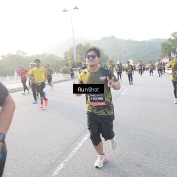 Runner Photo 6830948