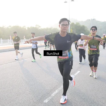 Runner Photo 6830956