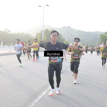 Runner Photo 6830974