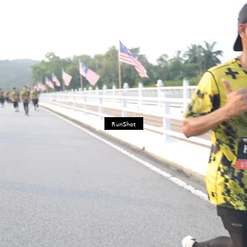 Runner Photo 6831018