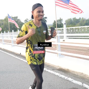 Runner Photo 6831024