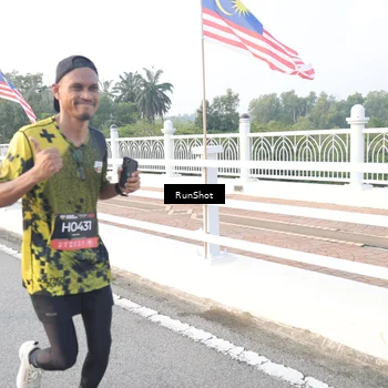 Runner Photo 6831027