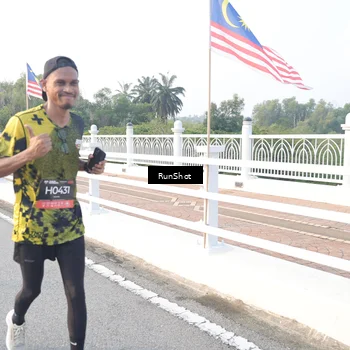 Runner Photo 6831060