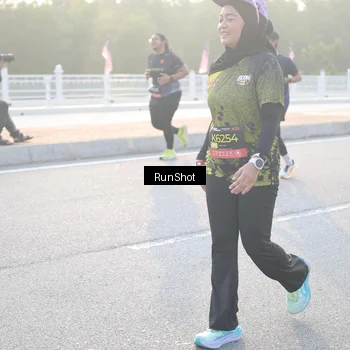 Runner Photo 6831103