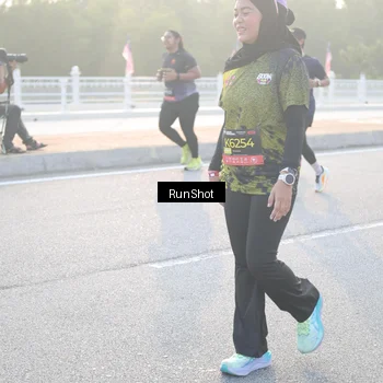 Runner Photo 6831108