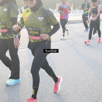 Runner Photo 6831129