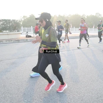 Runner Photo 6831130