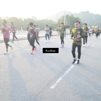 Runner Photo 6831137