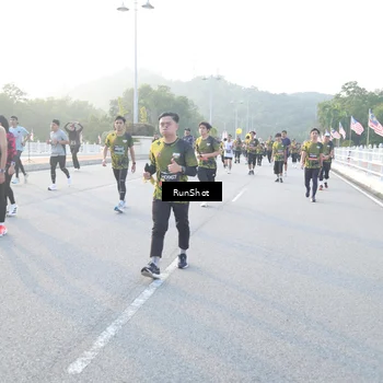 Runner Photo 6831142