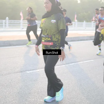 Runner Photo 6831181