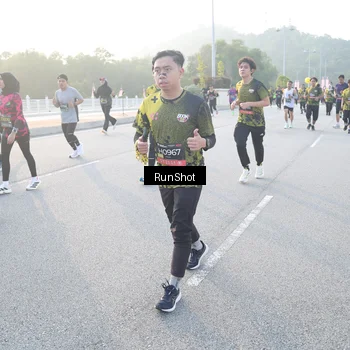 Runner Photo 6831188