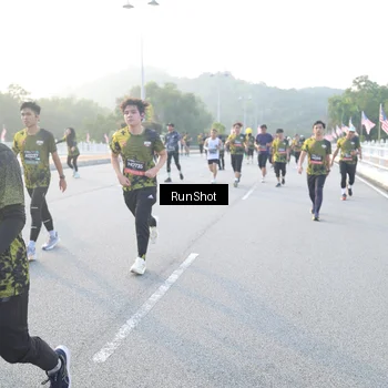 Runner Photo 6831215
