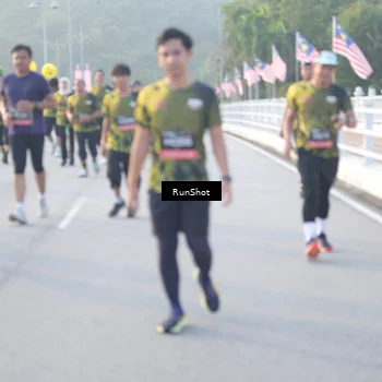 Runner Photo 6831248