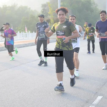 Runner Photo 6831270