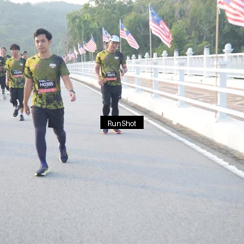 Runner Photo 6831272