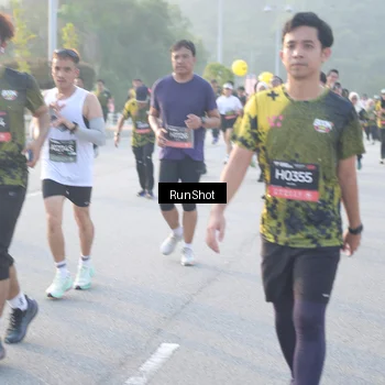 Runner Photo 6831278