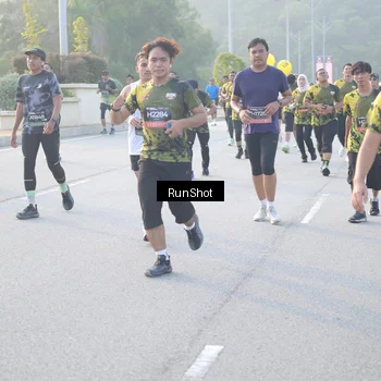 Runner Photo 6831289